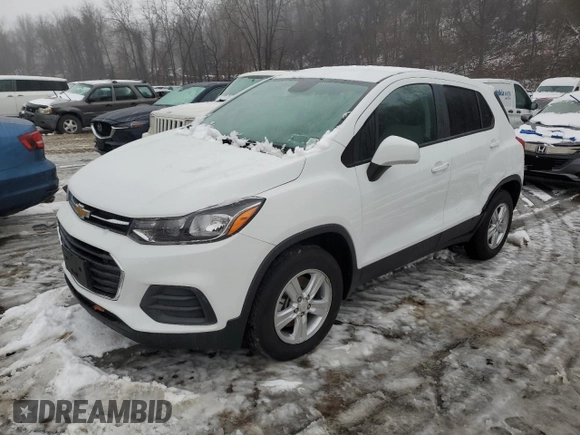 2022 Chevrolet Trax LS with VIN KL7CJNSM3NB544783, listed as a Copart auction lot 84624404 with 13,189 mi miles and Salvage Title. Bid and sale history available at carsss.com. Image 1.
