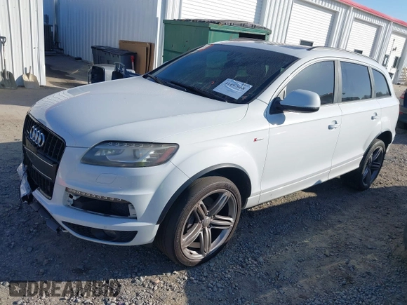2015 Audi Q7 3.0T S line Prestige with VIN WA1DGAFEXFD016210, listed as a IAAI auction lot 41497668 with 142,709 mi miles. Bid and sale history available at carsss.com. Image 2.