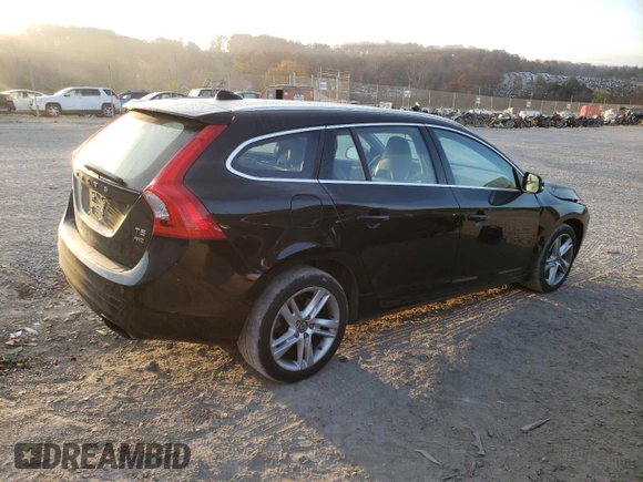 2015 Volvo V60 z VIN YV1612SD6F1213017, wystawiony jako Copart lot #78162364 z przebiegiem 140 942 mil mil oraz Szkoda całkowita • Salvage title. Historia ofert i sprzedaży dostępna na DreamBid. Obrazek 3.