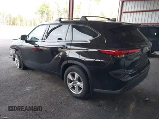 2022 Toyota Highlander LE with VIN 5TDBZRBH7NS240883, listed as a IAAI auction lot 40713152 with 24,374 mi miles and . Bid and sale history available at DreamBid. Image 3.