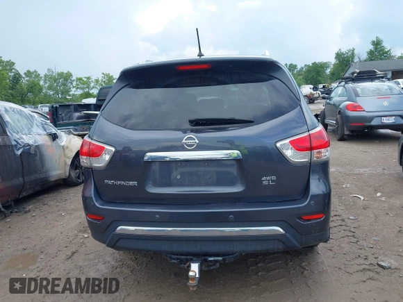 2014 Nissan Pathfinder S with VIN 5N1AR2MM1EC649794, listed as a IAAI auction lot 42611322 with 118,257 mi miles and . Bid and sale history available at DreamBid. Image 16.