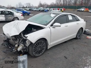 2014 Lincoln MKZ with VIN 3LN6L2J99ER819229, listed as a IAAI auction lot 41005075 with Not Provided miles. Bid and sale history available at carsss.com. Image 17.