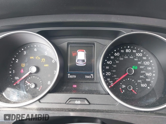 2020 Volkswagen Tiguan SE with VIN 3VV3B7AX9LM061569, listed as a IAAI auction lot 41902252 with 33,079 mi miles and . Bid and sale history available at DreamBid. Image 7.