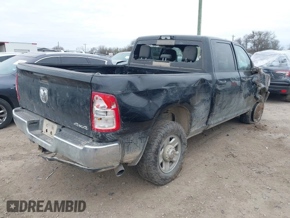 2023 Ram 2500 Tradesman z VIN 3C6UR5CL0PG614831, wystawiony jako IAAI lot #41367939 z przebiegiem 70 439 mil mil oraz . Historia ofert i sprzedaży dostępna na DreamBid. Obrazek 4.