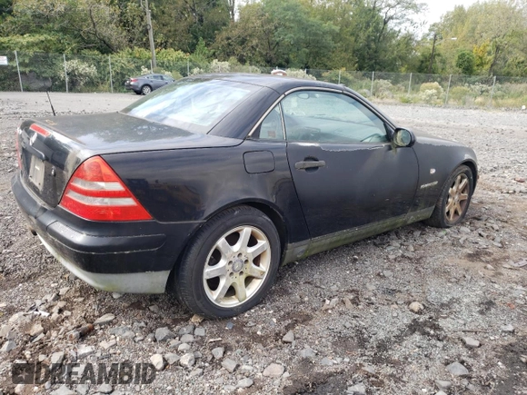 1998 Mercedes-Benz SLK 230/320 with VIN WDBKK47F2WF063948, listed as a Copart auction lot 73257714 with 182,938 mi miles and Clean Title. Bid and sale history available at DreamBid. Image 3.