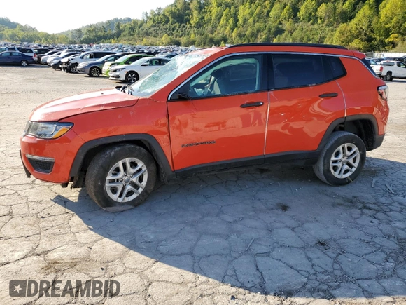 2019 Jeep Compass Sport с VIN 3C4NJDAB6KT724484, выставлен на аукционе Copart как лот 72231114 с пробегом 33 600 миль миль и Списание • Salvage title. История ставок и продаж доступна на DreamBid. Изображение 1.