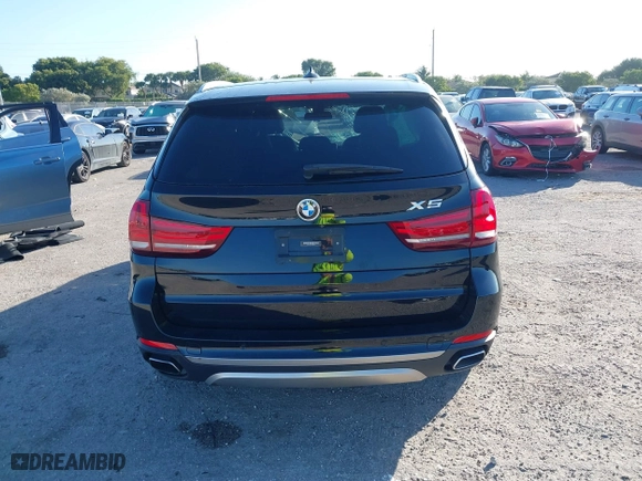 2018 BMW X5 xDrive40e iPerformance with VIN 5UXKT0C59J0W00801, listed as a IAAI auction lot 41081133 with 63,265 mi miles. Bid and sale history available at carsss.com. Image 17.