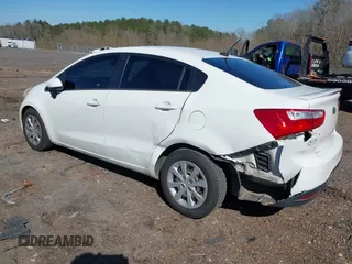 2014 Kia Rio LX with VIN KNADM4A30E6403029, listed as a IAAI auction lot 41717924 with 61,192 mi miles. Bid and sale history available at carsss.com. Image 3.
