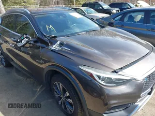 2017 Infiniti QX30 Luxury with VIN SJKCH5CR9HA019856, listed as a IAAI auction lot 41590907 with 45,555 mi miles. Bid and sale history available at carsss.com. Image 6.