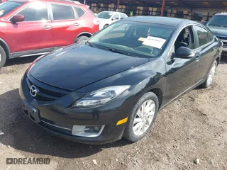 2011 Mazda Mazda6 i Touring with VIN 1YVHZ8CHXB5M17814, listed as a IAAI auction lot 41835027 with 301,089 mi miles. Bid and sale history available at carsss.com. Image 2.