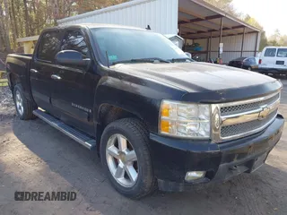 2008 Chevrolet Silverado 1500 LTZ with VIN 2GCEK133881233538, listed as a IAAI auction lot 42088937 with 190,791 mi miles. Bid and sale history available at carsss.com. Image 1.