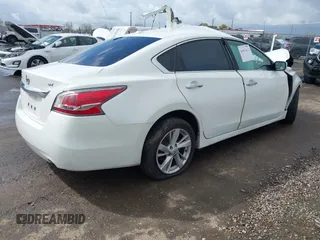 2015 Nissan Altima SV z VIN 1N4AL3AP6FC496976, wystawiony jako IAAI lot #41817032 z przebiegiem Nie podano mil oraz . Historia ofert i sprzedaży dostępna na DreamBid. Obrazek 4.