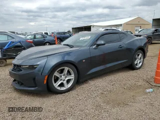 2020 Chevrolet Camaro 1LT z VIN 1G1FB1RSXL0150242, wystawiony jako Copart lot #61261535 z przebiegiem 65 360 mil mil oraz Szkoda całkowita • Salvage title. Historia ofert i sprzedaży dostępna na DreamBid. Obrazek 1.