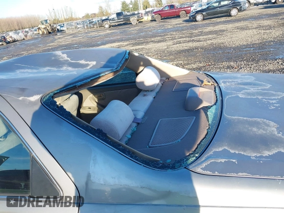 1997 Toyota Camry LE z VIN 4T1BG22K0VU019383, wystawiony jako IAAI lot #41271457 z przebiegiem 175 214 mil mil oraz . Historia ofert i sprzedaży dostępna na DreamBid. Obrazek 6.