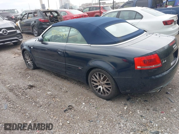 2009 Audi A4 2.0T with VIN WAUDF48H89K005849, listed as a IAAI auction lot 42000247 with 113,561 mi miles. Bid and sale history available at carsss.com. Image 3.