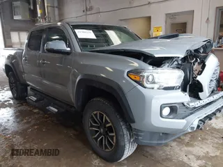 2021 Toyota Tacoma 4WD SR5 with VIN 3TMDZ5BNXMM111204, listed as a IAAI auction lot 41308159 with 46,024 mi miles. Bid and sale history available at carsss.com. Image 1.