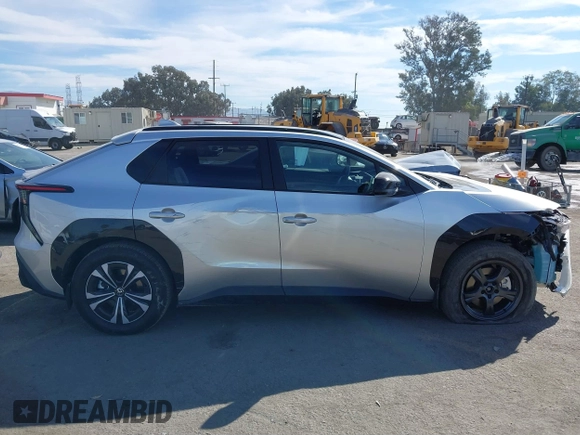 2024 Toyota bZ4X XLE with VIN JTMABACA7RA079957, listed as a IAAI auction lot 40566017 with 231 mi miles and . Bid and sale history available at DreamBid. Image 14.