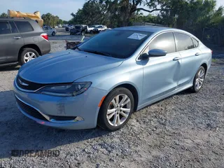 2015 Chrysler 200 Limited with VIN 1C3CCCAB9FN652573, listed as a IAAI auction lot 42073153 with 186,116 mi miles. Bid and sale history available at carsss.com. Image 2.