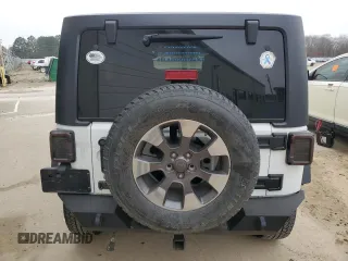 2018 Jeep Wrangler JK Unlimited Sport with VIN 1C4BJWDG6JL886776, listed as a Copart auction lot 43754455 with 105,575 mi miles and Clean Title. Bid and sale history available at carsss.com. Image 6.