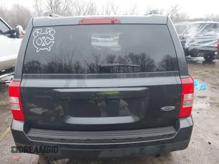 2014 Jeep Patriot Altitude with VIN 1C4NJPBA2ED814152, listed as a IAAI auction lot 41465956 with 82,273 mi miles and . Bid and sale history available at DreamBid. Image 16.