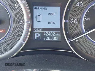 2017 Infiniti QX80 z VIN JN8AZ2NE5H9159392, wystawiony jako IAAI lot #41666185 z przebiegiem 42 482 mil mil oraz . Historia ofert i sprzedaży dostępna na DreamBid. Obrazek 16.