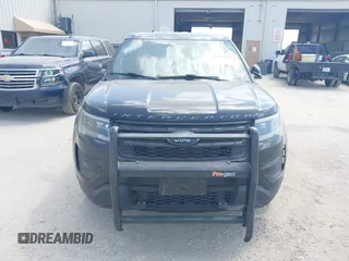 2018 Ford Police Interceptor Utility с VIN 1FM5K8AT1JGB19090, выставлен на аукционе IAAI как лот 42413195 с пробегом 118 313 миль миль и . История ставок и продаж доступна на DreamBid. Изображение 6.