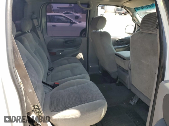 2001 Ford F-150 XLT with VIN 1FTRW07651KC49772, listed as a Copart auction lot 59904815 with 145,639 mi miles and Salvage title. Bid and sale history available at DreamBid. Image 10.