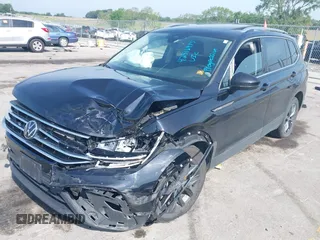 2022 Volkswagen Tiguan SE with VIN 3VV2B7AX0NM146315, listed as a IAAI auction lot 42512975 with 40,577 mi miles and . Bid and sale history available at DreamBid. Image 2.