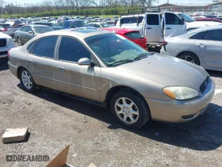 2006 Ford Taurus SEL with VIN 1FAFP56U86A165154, listed as a IAAI auction lot 41877616 with 188,946 mi miles. Bid and sale history available at carsss.com. Image 1.