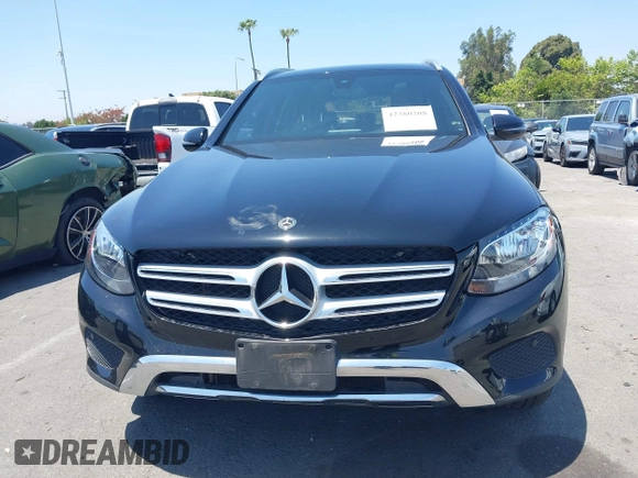 2018 Mercedes-Benz GLC 300 с VIN WDC0G4JB3JV086986, выставлен на аукционе IAAI как лот 42380208 с пробегом 90 250 миль миль и . История ставок и продаж доступна на DreamBid. Изображение 12.