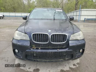 2012 BMW X5 35i z VIN 5UXZV4C5XCL748652, wystawiony jako Copart lot #55457455 z przebiegiem 149 030 mil mil oraz Szkoda całkowita • Salvage title. Historia ofert i sprzedaży dostępna na DreamBid. Obrazek 5.