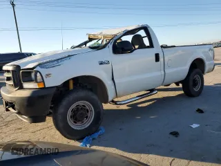 2002 Ford Super Duty F-250 XL with VIN 1FTNF21L52EC49070, listed as a Copart auction lot 75403484 with 163,606 mi miles and Salvage Title. Bid and sale history available at carsss.com. Image 1.