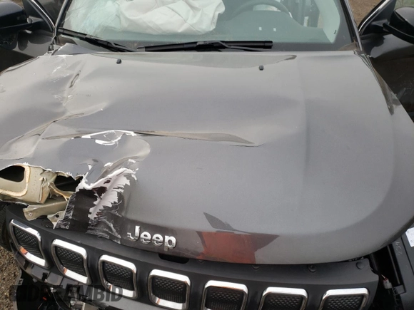 2022 Jeep Compass North with VIN 3C4NJDBB6NT203378, listed as a Copart auction lot 83439544 with 17,014 mi miles and Salvage Title. Bid and sale history available at DreamBid. Image 12.