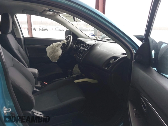 2014 Mitsubishi Outlander Sport ES with VIN 4A4AP3AU5EE028818, listed as a IAAI auction lot 41465951 with 119,577 mi miles. Bid and sale history available at carsss.com. Image 5.