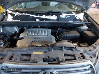 2009 Toyota Highlander with VIN JTEES41A392145884, listed as a IAAI auction lot 41628037 with 277,376 mi miles. Bid and sale history available at carsss.com. Image 10.