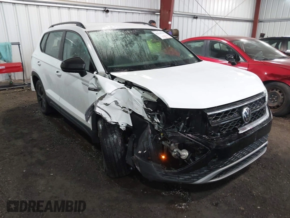 2023 Volkswagen Taos S z VIN 3VVCX7B22PM307548, wystawiony jako IAAI lot #42139747 z przebiegiem 34 299 mil mil oraz . Historia ofert i sprzedaży dostępna na DreamBid. Obrazek 1.