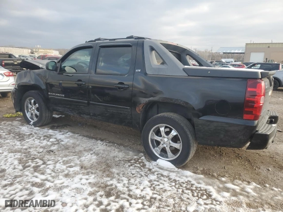 2007 Chevrolet Avalanche LT w/3LT with VIN 3GNFK12387G150842, listed as a Copart auction lot 82817394 with 222,822 mi miles and Salvage Title. Bid and sale history available at carsss.com. Image 2.