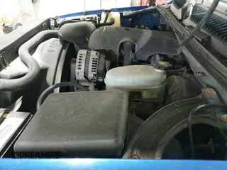 2003 GMC Sierra 1500 SLE с VIN 1GTEK19V13E369090, выставлен на аукционе IAAI как лот 42407686 с пробегом 239 965 миль миль и . История ставок и продаж доступна на DreamBid. Изображение 12.