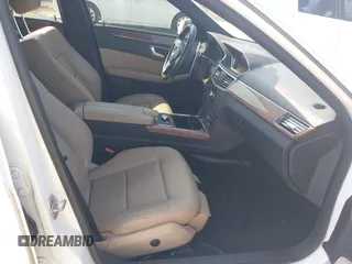 2013 Mercedes-Benz E 350 Luxury с VIN WDDHF5KB3DA664800, выставлен на аукционе IAAI как лот 42154013 с пробегом 107 140 миль миль и . История ставок и продаж доступна на DreamBid. Изображение 5.