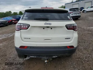 2017 Jeep Compass Latitude с VIN 3C4NJDBB3HT667670, выставлен на аукционе Copart как лот 59701245 с пробегом 118 331 миль миль и Списание • Salvage title. История ставок и продаж доступна на DreamBid. Изображение 6.