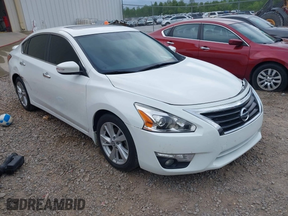 2015 Nissan Altima SV z VIN 1N4AL3AP1FC439021, wystawiony jako IAAI lot #42027354 z przebiegiem 96 729 mil mil oraz . Historia ofert i sprzedaży dostępna na DreamBid. Obrazek 1.