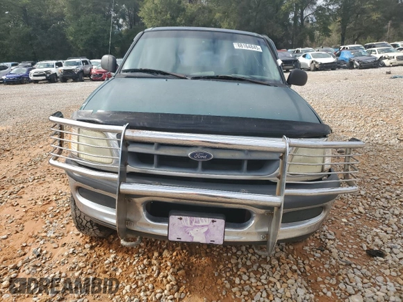 1997 Ford F-150 XL with VIN 1FTDX1869VKB05501, listed as a Copart auction lot 88164845 with 146,840 mi miles and Salvage Title. Bid and sale history available at carsss.com. Image 5.