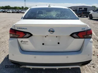 2020 Nissan Versa SR z VIN 3N1CN8FVXLL835663, wystawiony jako Copart lot #54312375 z przebiegiem 124 171 mil mil oraz Szkoda całkowita • Salvage title. Historia ofert i sprzedaży dostępna na DreamBid. Obrazek 6.