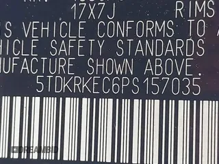 2023 Toyota Sienna LE z VIN 5TDKRKEC6PS157035, wystawiony jako IAAI lot #42244547 z przebiegiem 62 607 mil mil oraz . Historia ofert i sprzedaży dostępna na DreamBid. Obrazek 9.