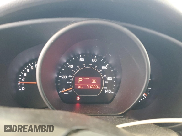 2019 Kia Soul z VIN KNDJN2A28K7002798, wystawiony jako Copart lot #49731045 z przebiegiem 71 223 mil mil oraz Szkoda całkowita • Salvage title. Historia ofert i sprzedaży dostępna na DreamBid. Obrazek 9.