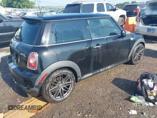 2010 MINI Hardtop S with VIN WMWMF7C59ATX41423, listed as a IAAI auction lot 42547368 with 118,083 mi miles and . Bid and sale history available at DreamBid. Image 4.