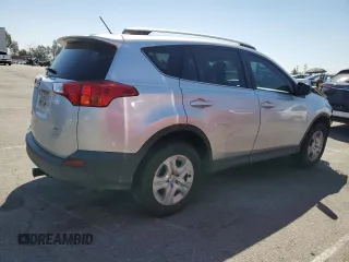 2015 Toyota RAV4 LE with VIN 2T3BFREV8FW312636, listed as a Copart auction lot 52782335 with 86,565 mi miles and Salvage Title. Bid and sale history available at DreamBid. Image 3.