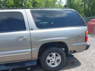 2003 Chevrolet Suburban LT with VIN 1GNFK16Z73J112624, listed as a IAAI auction lot 42759406 with 152,556 mi miles and . Bid and sale history available at DreamBid. Image 6.