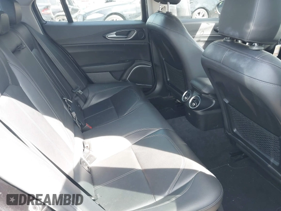 2018 Alfa Romeo Giulia with VIN ZARFAEBN7J7580536, listed as a IAAI auction lot 41883289 with 87,776 mi miles. Bid and sale history available at carsss.com. Image 8.