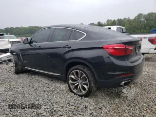 2018 BMW X6 sDrive35i with VIN 5UXKU0C5XJ0G80402, listed as a Copart auction lot 71298364 with 101,603 mi miles and Salvage Title. Bid and sale history available at carsss.com. Image 2.